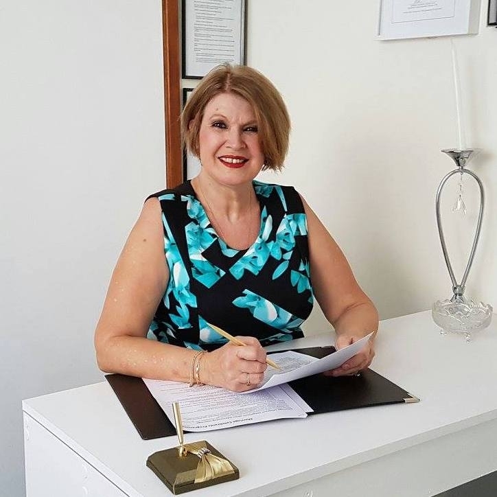 Karen Dearing Karen Dearing